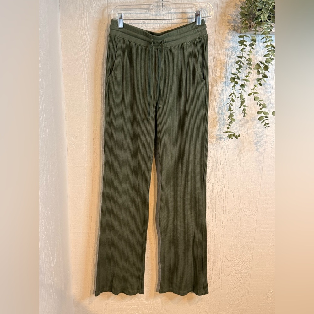 LOUNGE pant NWOT signature green - Picture 2 of 6
